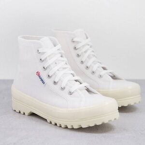 Superga 2341 Alpina High Top Sneakers with Gum Sole in White Sz 7 1/2